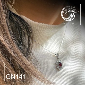 مدال نقره با سنگ گارنت کد GN141_1