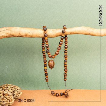 گردن آویز چوبی با بند چوبی