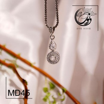مدال نقره‌ با نگین اتمی کد MD45