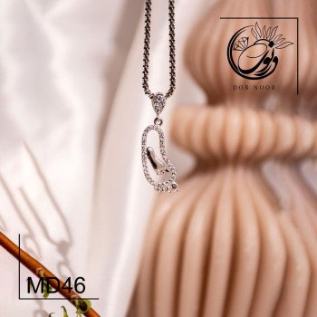 مدال نقره با نگین اتمی کد MD46