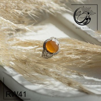 انگشتر نقره زنانه با نگین عقیق یمن RW41
