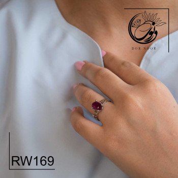 انگشتر نقره  زنانه  باسنگ یاقوت سرخ Rw169