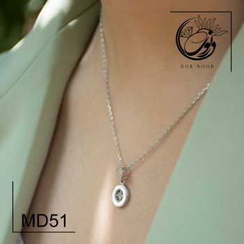 مدال نقره‌ با نگین اتمی کد md51-1