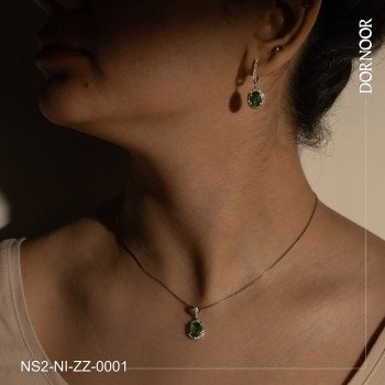 نیم ست نقره با سنگ زمرد زامبیا